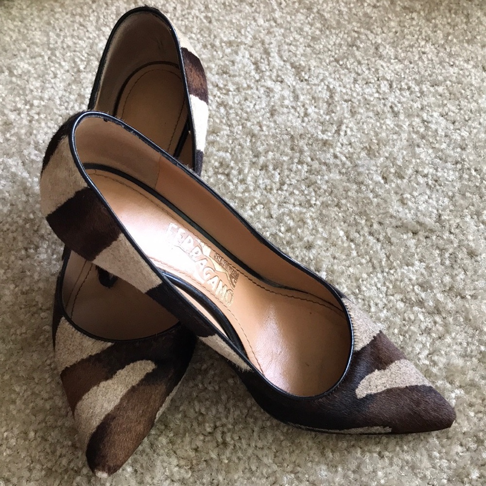 Salvatore ferragamo susi leopard fur pump